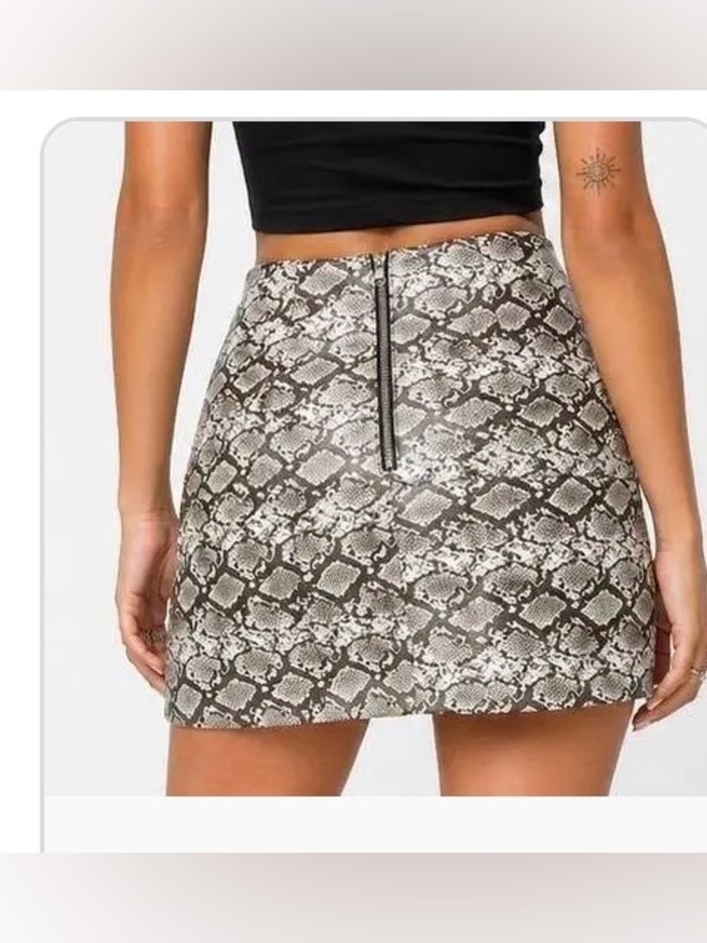 H&M Divided snakeskin print mini skirt vegan imitation leather size 14
